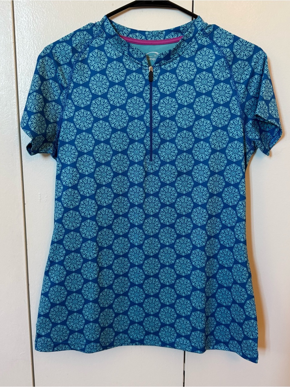 Women’s Blue Patterned Short Sleeve Top (Conf 8)